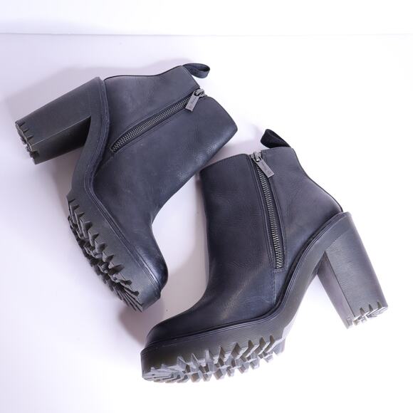 DR. MARTENS Magdalena Leather Heeled Ankle Boot Black Women's 8 - Picture 2 of 13